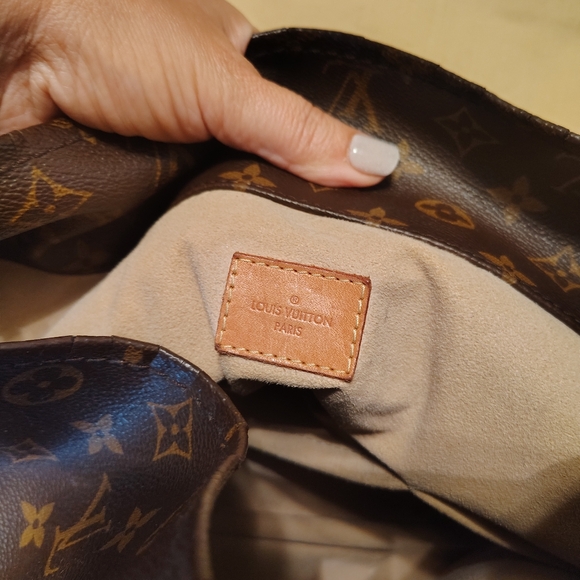 Louis Vuitton Brown Monogram Bag Artsy - Picture 16 of 16